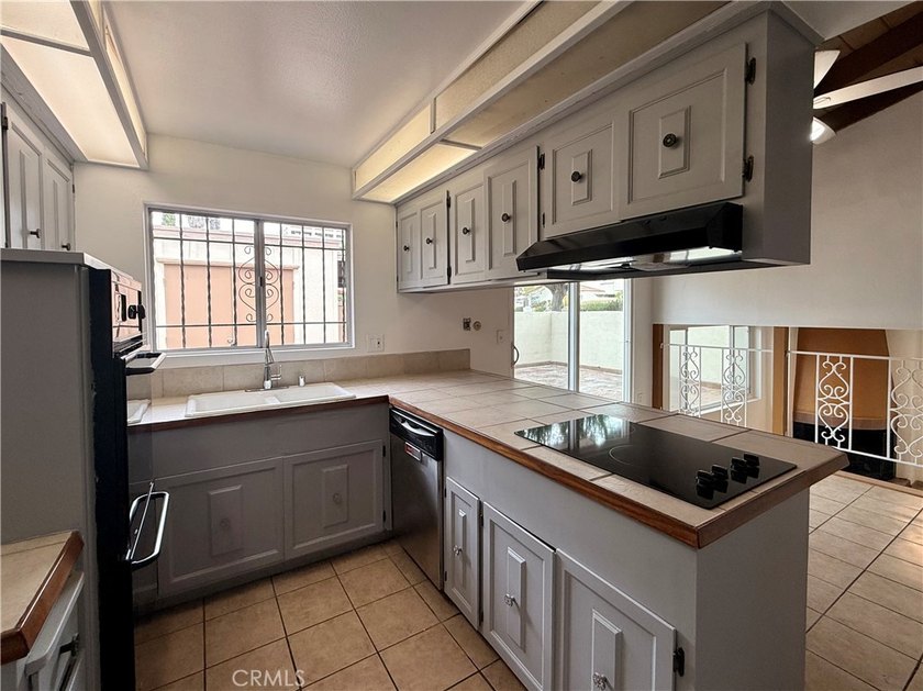 Wonderful end Condo in an amazing community!! - Welcome to this - photo 7