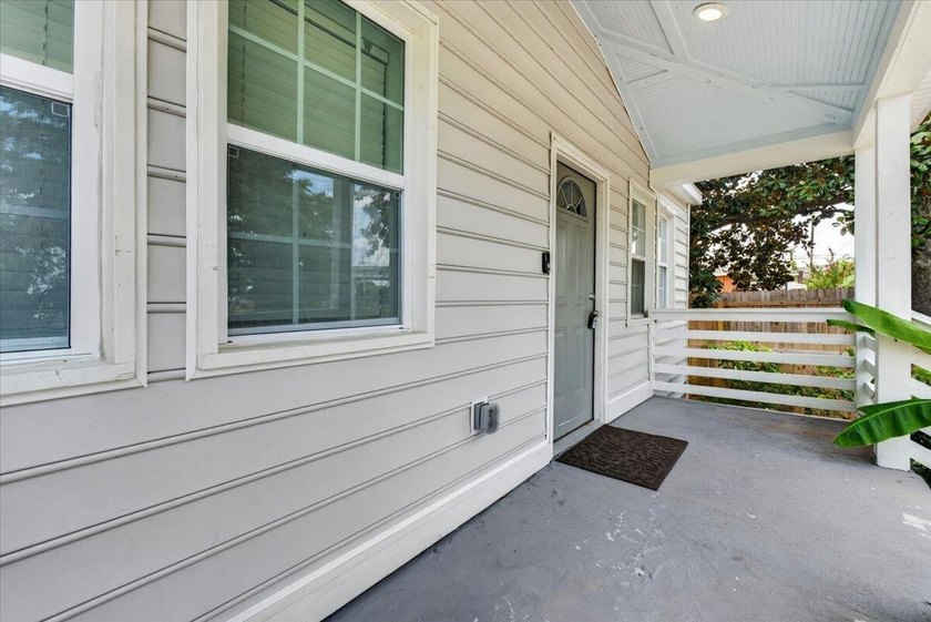 This charming 3-bedroom, 2-bath home has been completely - photo 3
