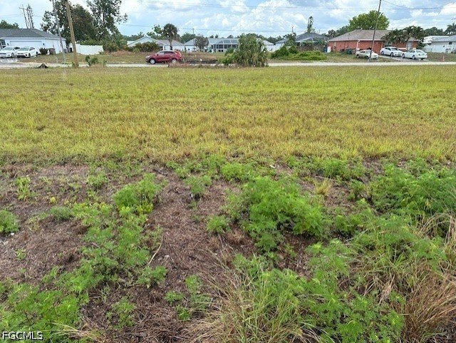 Nice building site on freshwater canal with southern exposure! - photo 4