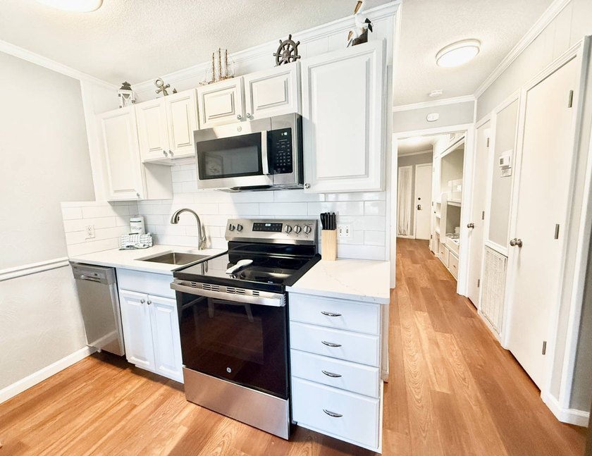 Charming 1-bedroom, 1-bath condo walking distance from the - photo 11