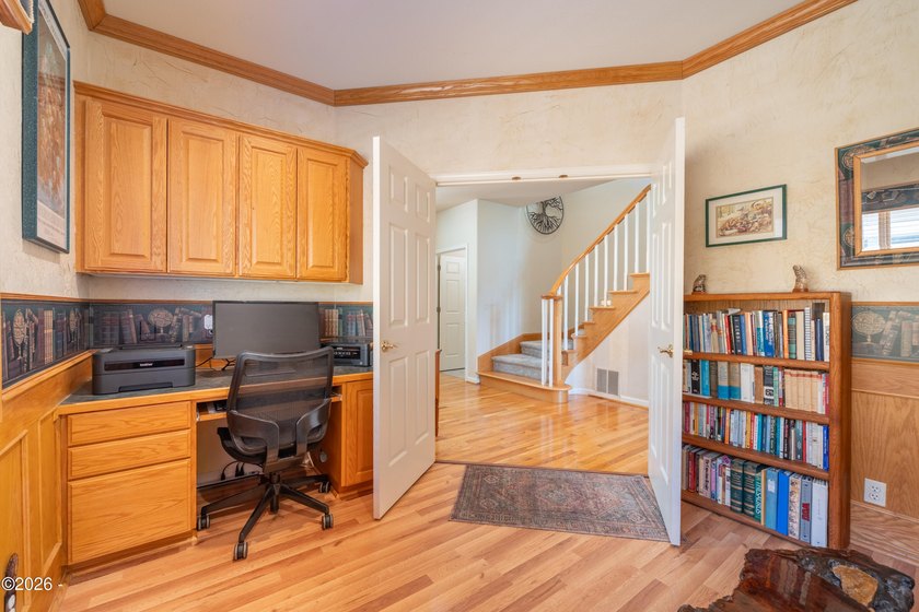 Experience refined riverfront living on the majestic Willamette - photo 18
