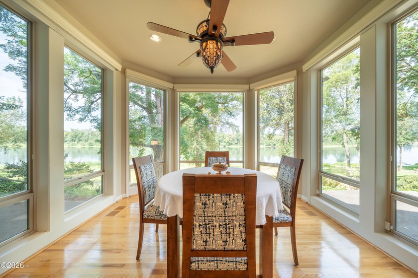 Experience refined riverfront living on the majestic Willamette - photo 22