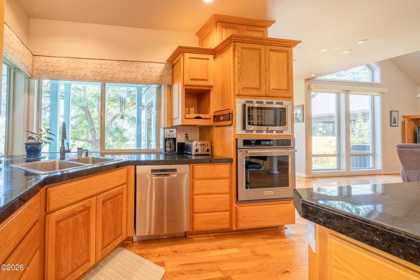 Experience refined riverfront living on the majestic Willamette - photo 28