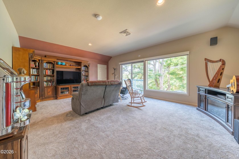 Experience refined riverfront living on the majestic Willamette - photo 39