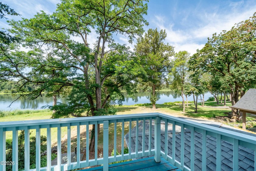 Experience refined riverfront living on the majestic Willamette - photo 42