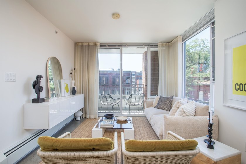 Excellent value &amp; a cool space! Step into this loft like home w/ - photo 2