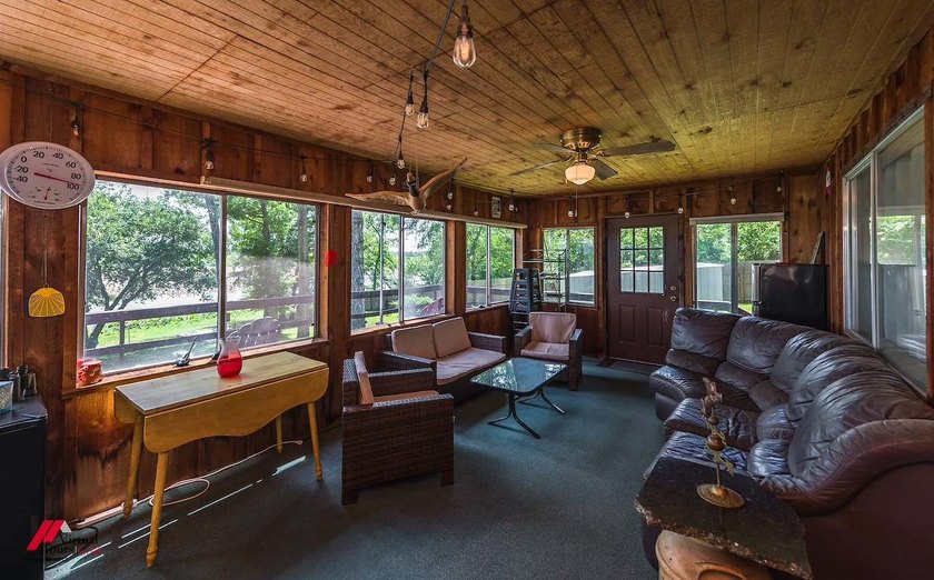 Toledo Bend lakefront home. Near Circle Drive marina. Central - photo 19
