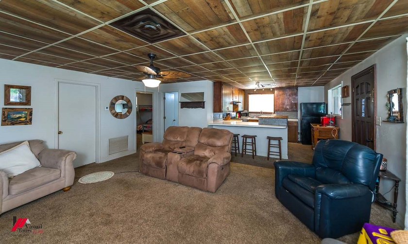 Toledo Bend lakefront home. Near Circle Drive marina. Central - photo 20
