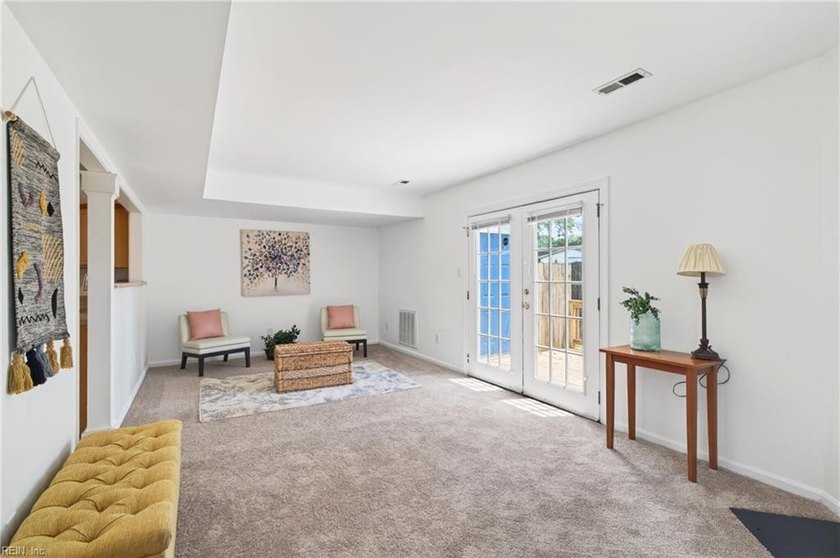 This home is in great condition featuring 3 bedrooms and 2.5 - photo 11