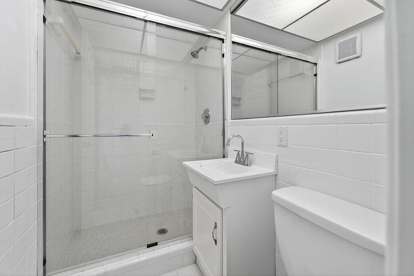 Don't miss this super clean, 2BR, 2 BA in highly sought after - photo 14