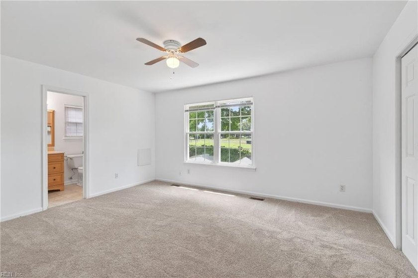 This home is in great condition featuring 3 bedrooms and 2.5 - photo 22
