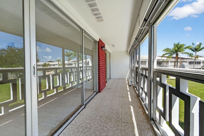 Don't miss this super clean, 2BR, 2 BA in highly sought after - photo 24