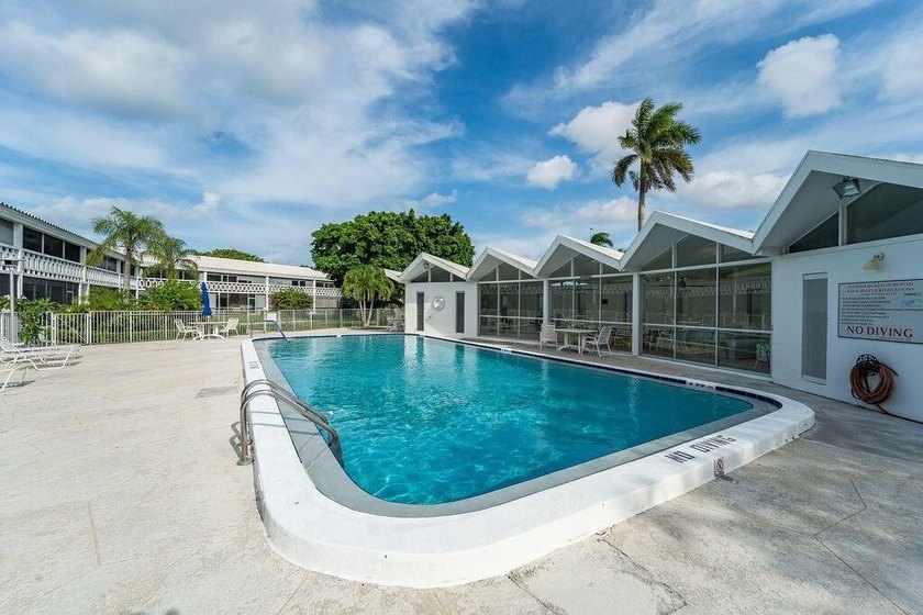 Don't miss this super clean, 2BR, 2 BA in highly sought after - photo 26