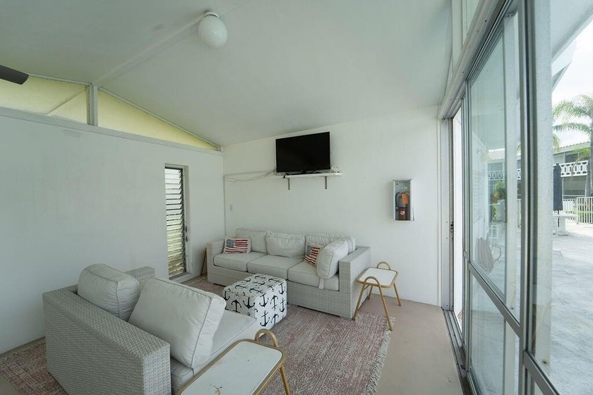 Don't miss this super clean, 2BR, 2 BA in highly sought after - photo 27