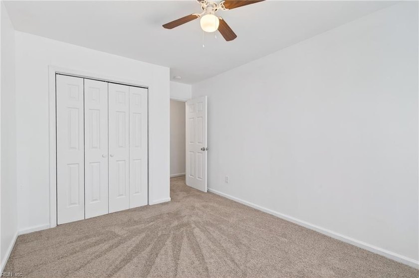 This home is in great condition featuring 3 bedrooms and 2.5 - photo 28