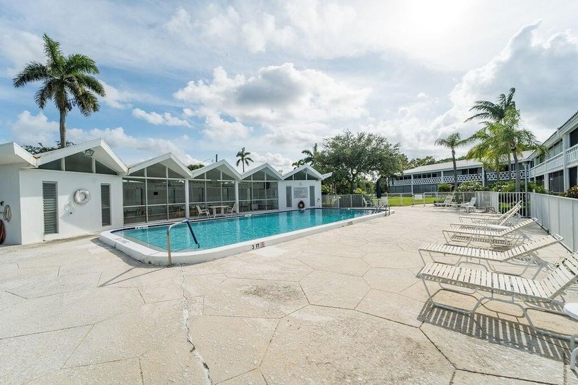 Don't miss this super clean, 2BR, 2 BA in highly sought after - photo 30