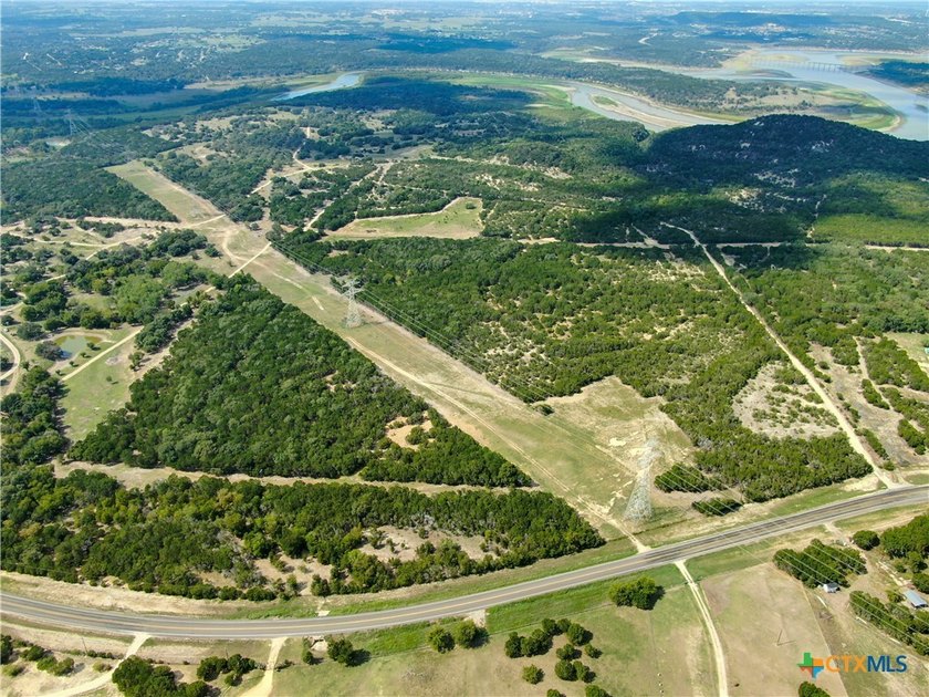 Beautiful acreage with seasonal creek and exceptional views! - photo 3