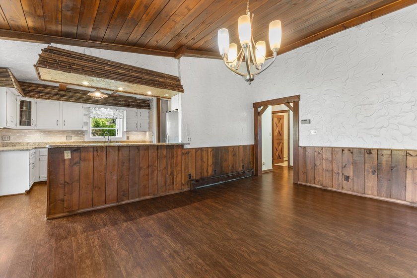 WALK INTO INSTANT EQUITY WITH THIS BEAUTIFUL HOME. Enjoy lake - photo 12