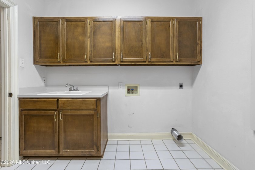 Welcome to Edgewater Estates, one of Biloxi's most sought-after - photo 29