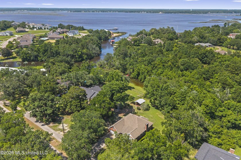 Welcome to Edgewater Estates, one of Biloxi's most sought-after - photo 34