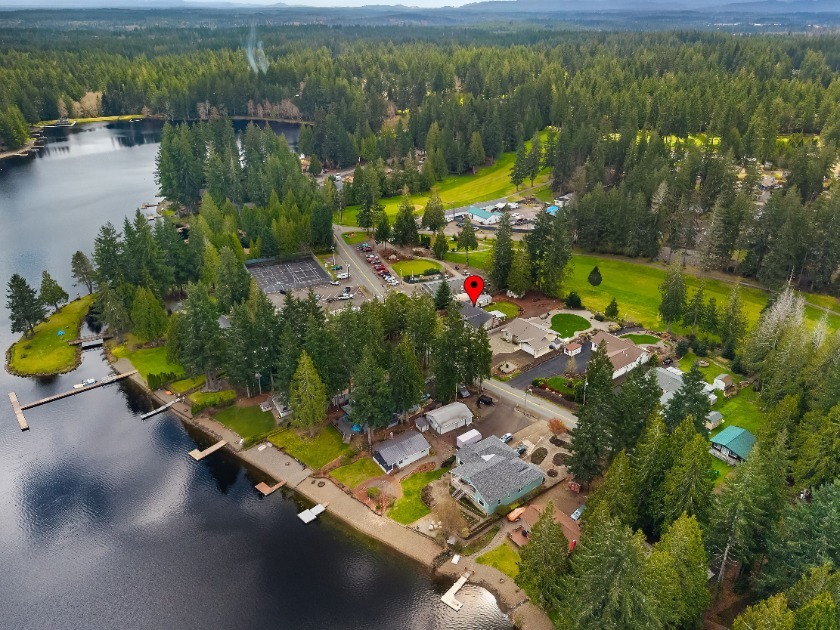 Updated Golf Course Home - photo 29