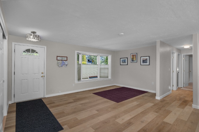 Updated Golf Course Home - photo 14
