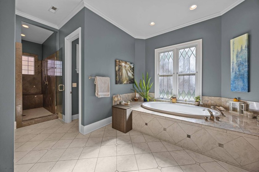 Best Value Waterfront home in The Point! Casual luxury, a quaint - photo 22