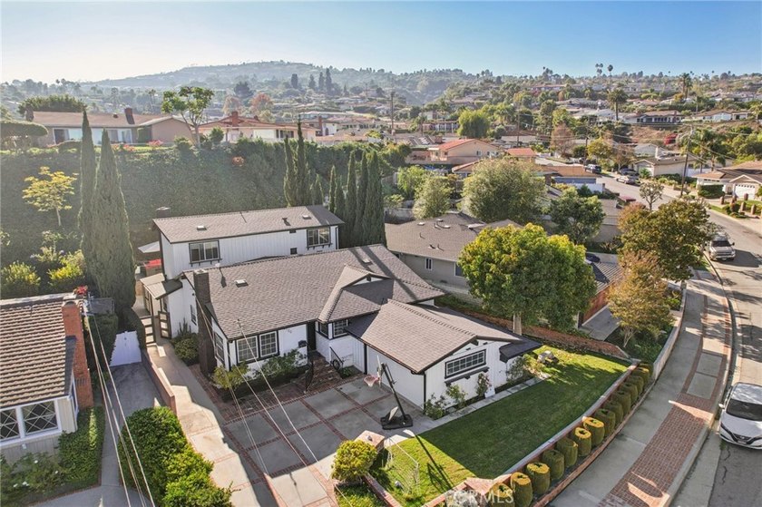 Proudly introducing this stunning 4-bedroom, 3-bath Rancho Palos - photo 28