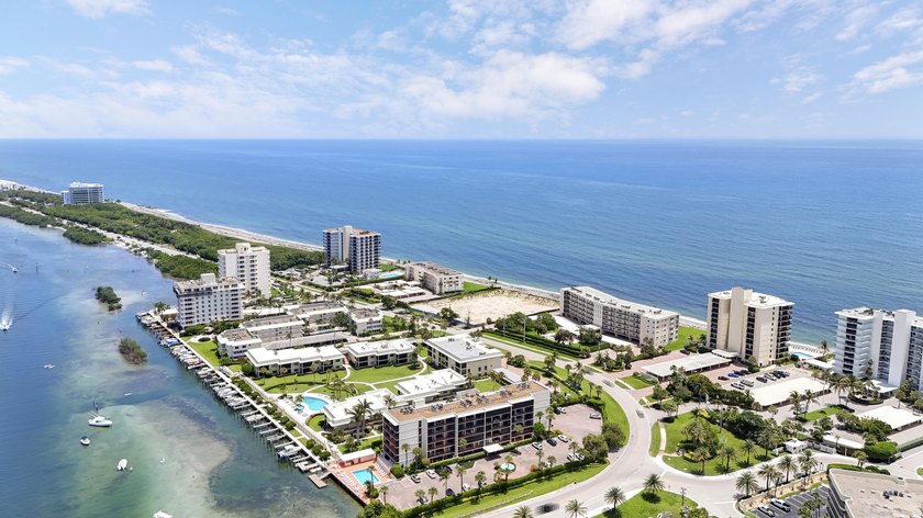 Enjoy the tropical blue waters of Jupiter from your doorstep - photo 33