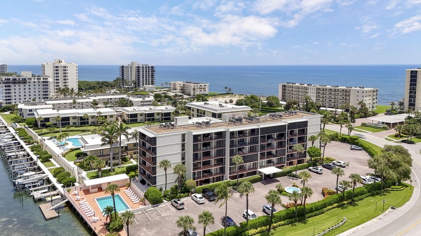 Enjoy the tropical blue waters of Jupiter from your doorstep - photo 35