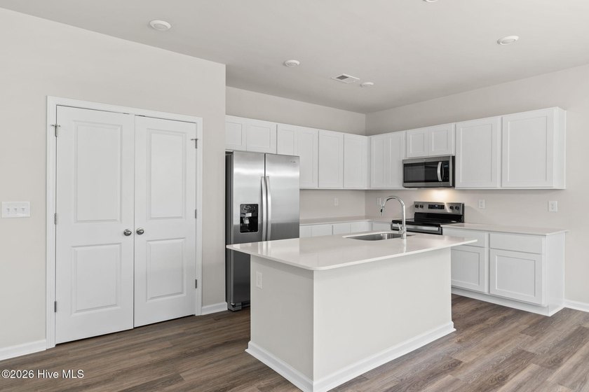 Welcome to The Garrett plan, an exquisitely crafted and - photo 11
