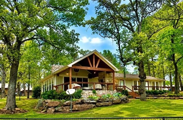 Welcome to your dream lake home nestled in the highly desired - photo 5