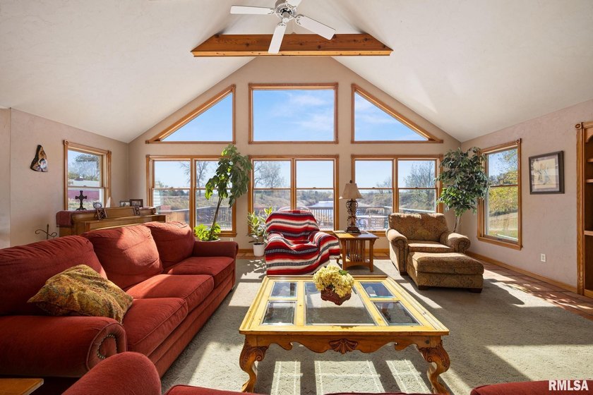 Once in a lifetime opportunity to own a slice of heaven on earth - photo 16