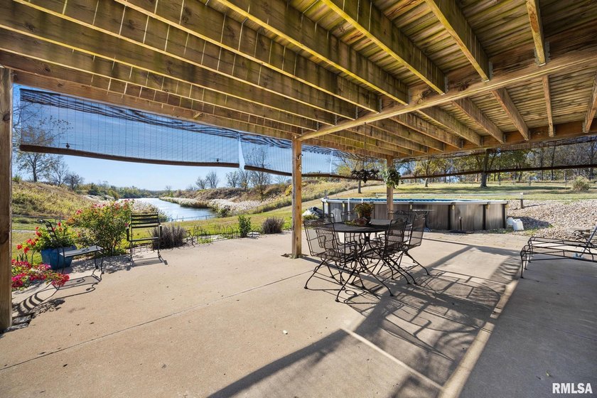 Once in a lifetime opportunity to own a slice of heaven on earth - photo 41