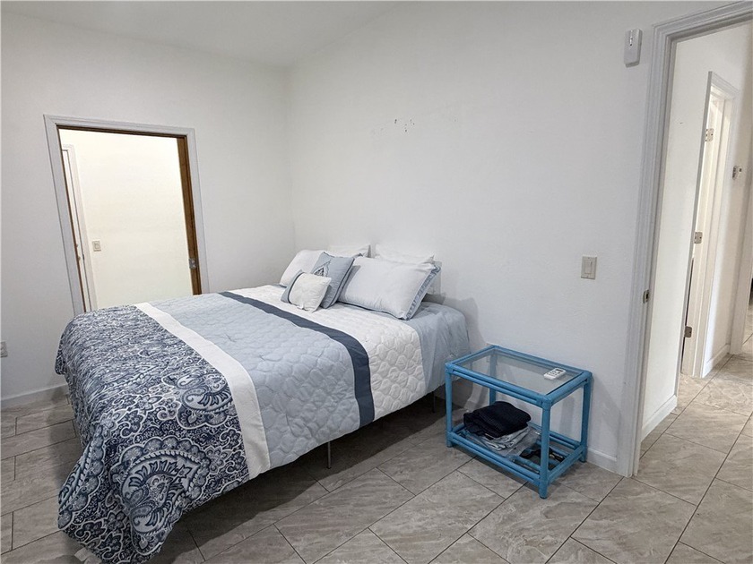 $5k in Closing Costs PAID! Just 2 minutes from Rockport Beach - photo 11