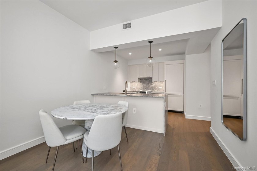 Welcome to unit 8D, your new home at the BLVD Condominiums! - photo 10