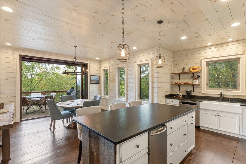 Experience an upscale outdoor lifestyle in the Chinquapin gated - photo 37