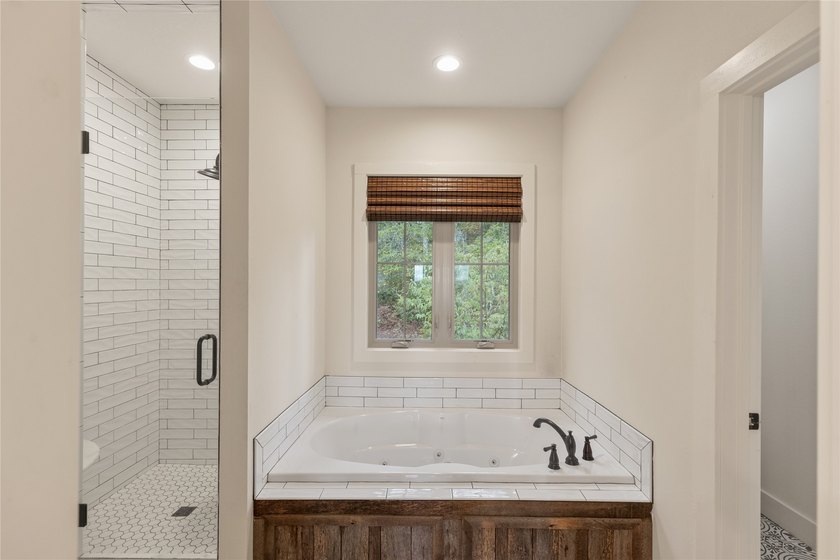Experience an upscale outdoor lifestyle in the Chinquapin gated - photo 50