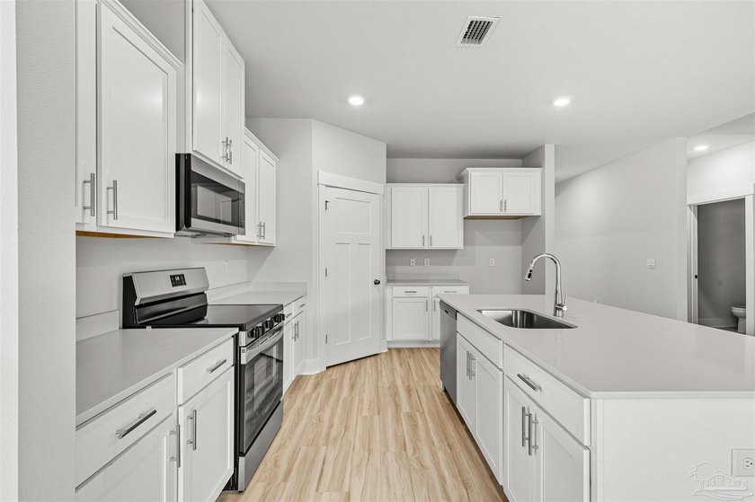 Welcome to 3311 Bayou Blvd, a new construction home in Cordova - photo 11