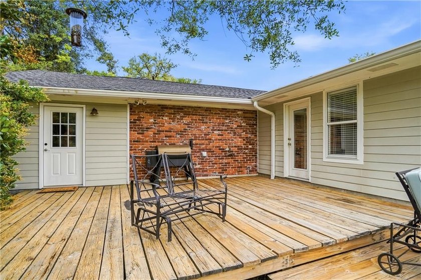 Experience the ultimate coastal lifestyle in this stunning - photo 38
