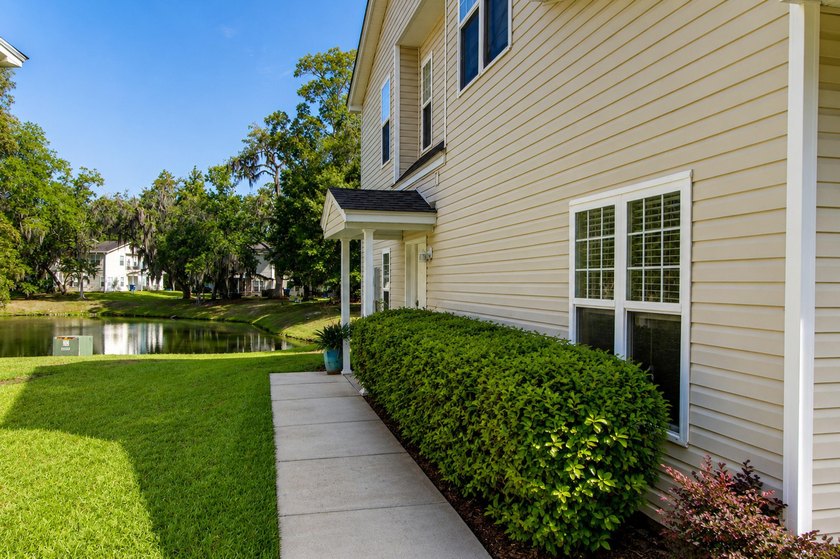 Come and see 174 Grand Oaks Drive which offers space, comfort - photo 4
