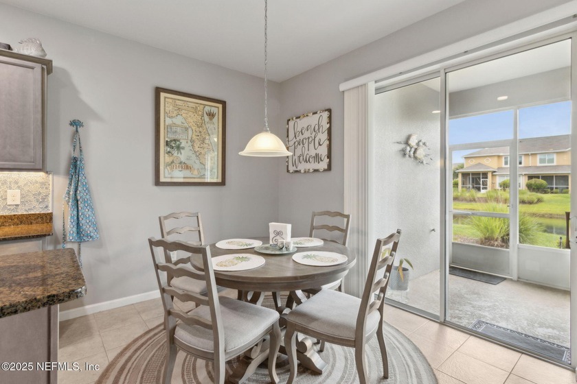 This beautifully appointed townhouse is super clean &amp; move-in - photo 12