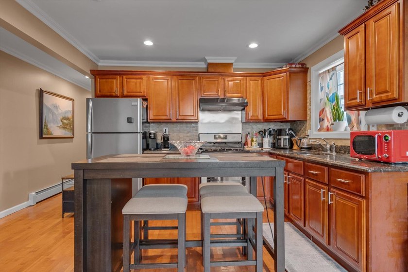 Introducing 90 Milford Street-a beautifully maintained and - photo 15