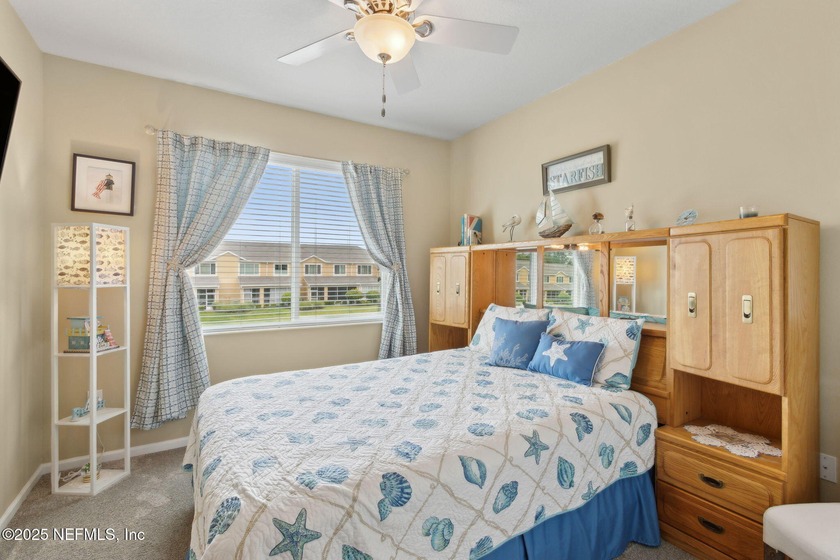 This beautifully appointed townhouse is super clean &amp; move-in - photo 21