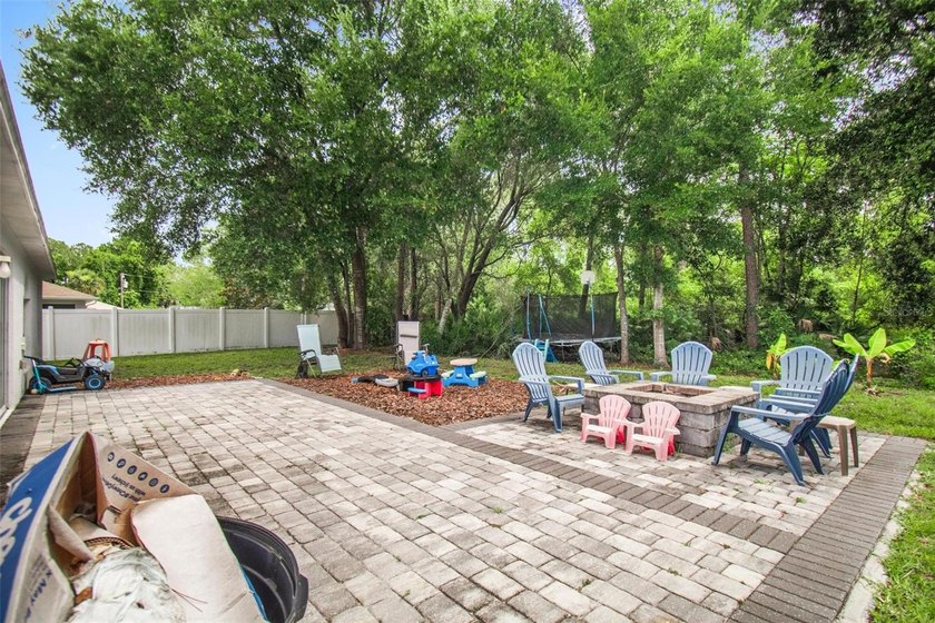 Opportunity awaits at 195 Parkview Drive in Palm Coast! This - photo 5