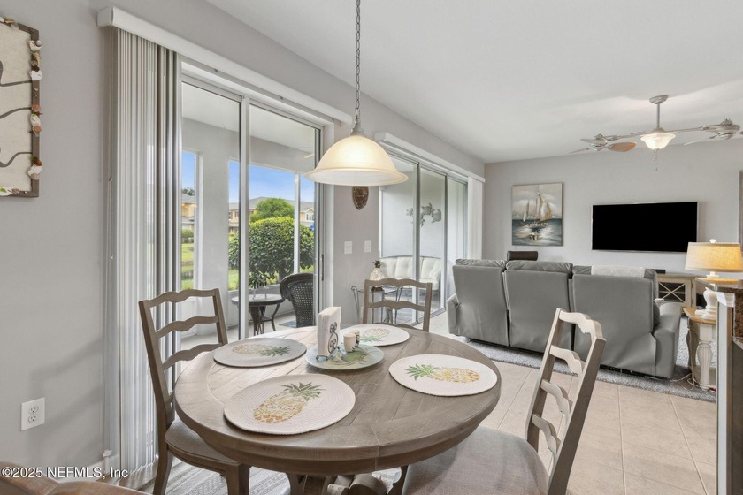 This beautifully appointed townhouse is super clean &amp; move-in - photo 45