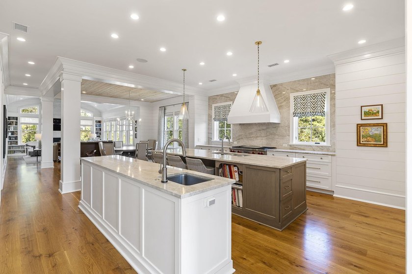 Custom home designed and built by renowned architect Michael - photo 10