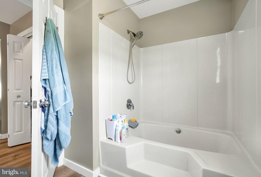 Welcome to your dream home nestled in the highly sought-after - photo 22