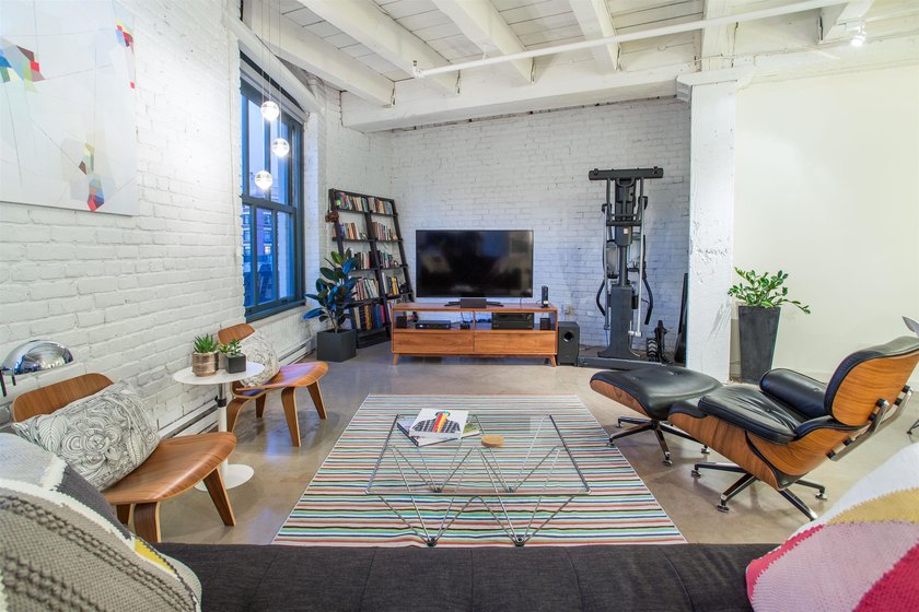 Expansive NYC style loft in Gastown's coveted Koret Lofts. This - photo 6