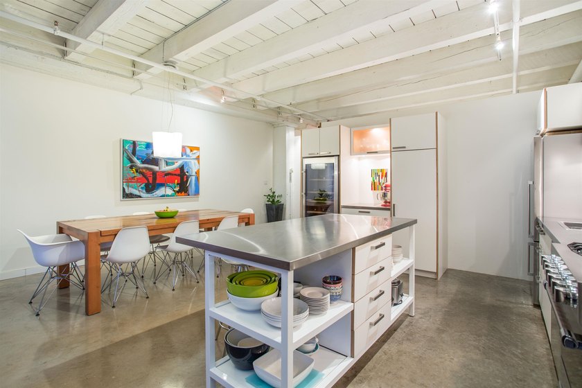 Expansive NYC style loft in Gastown's coveted Koret Lofts. This - photo 9